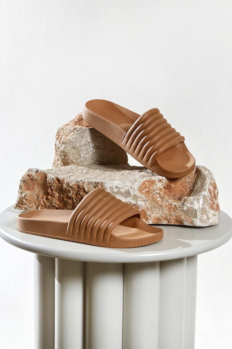 Girlfriend Collective_4